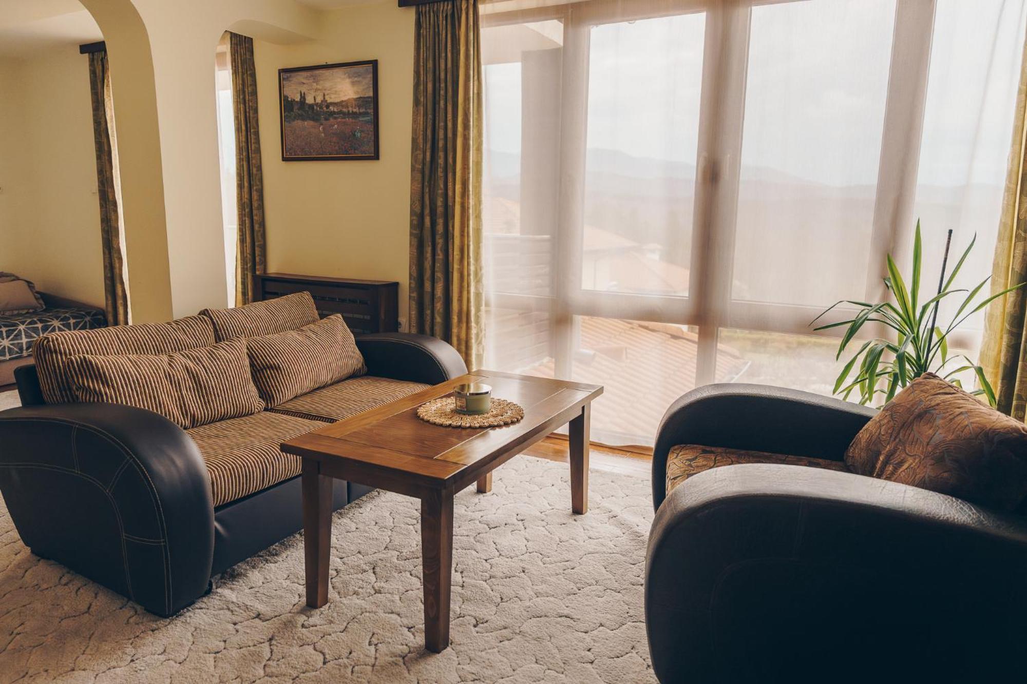 Vila Gardenia Gumoshtnik Exteriér fotografie